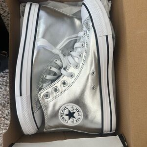 Converse High Top Metallic Silver Sneakers 9Womens and 7Mens. Unisex NEW